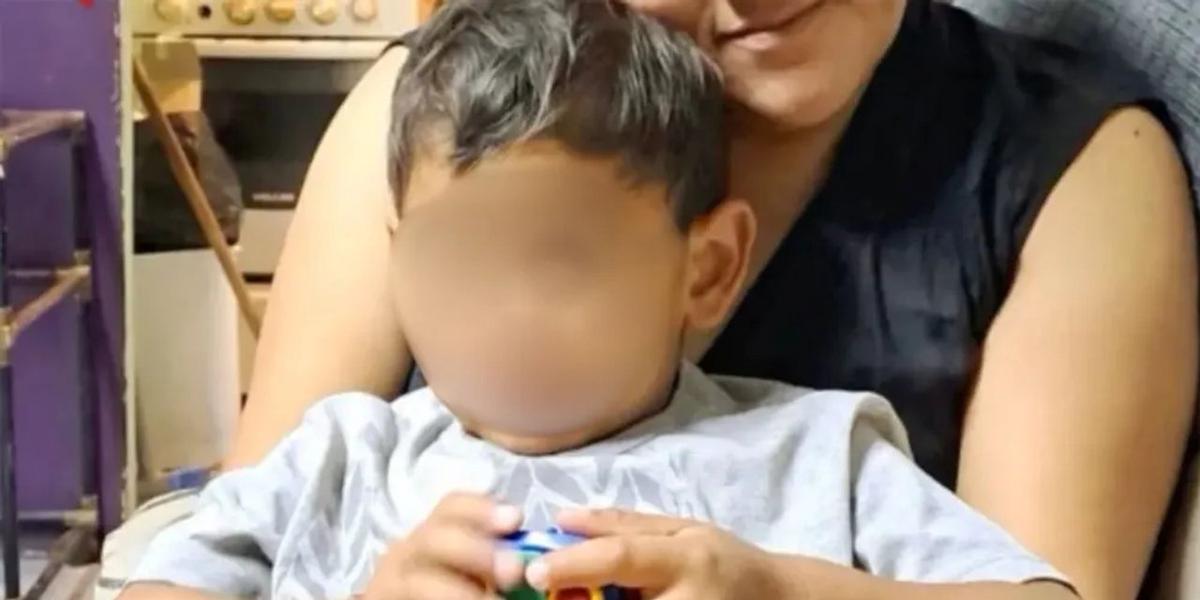 Desgarrador adiós a Ángel en Comodoro Rivadavia: su madre ausente en el entierro