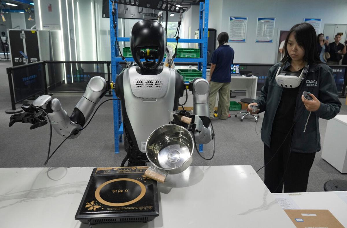 Las exportaciones de China repuntan en agosto: suben un 25% y crece su superávit comercial