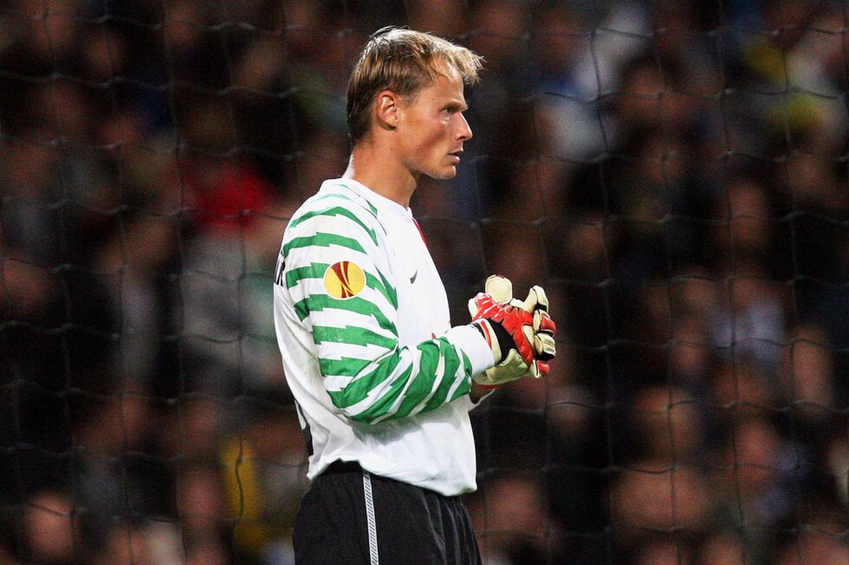Muere el exarquero del Arsenal Alex Manninger tras ser embestido por un tren