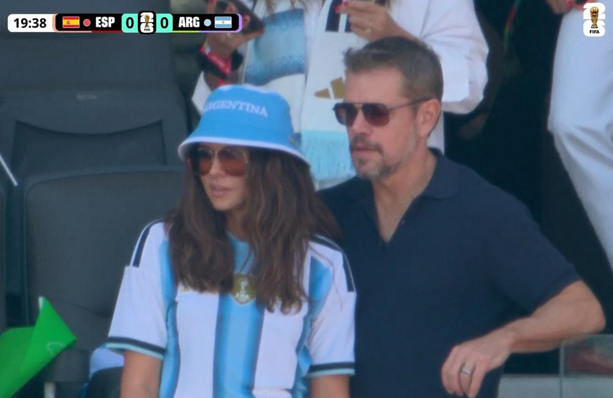Matt Damon junto a su esposa argentina.