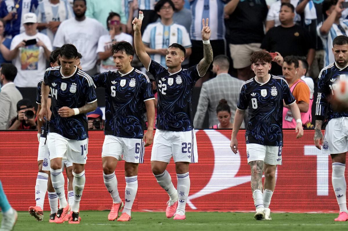 Con formación inédita y Messi en el banco, Argentina vence a Honduras en amistoso previo al Mundial