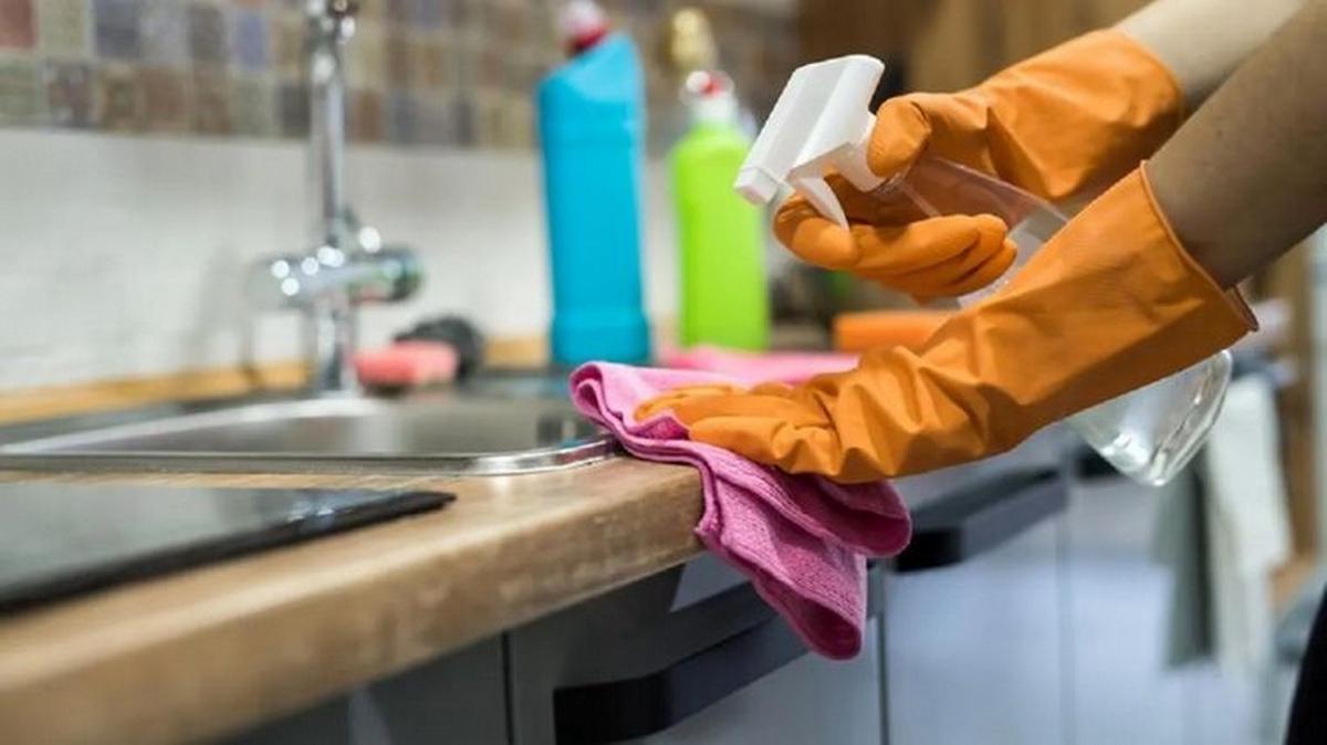 Aumento salarial y bono para el personal doméstico