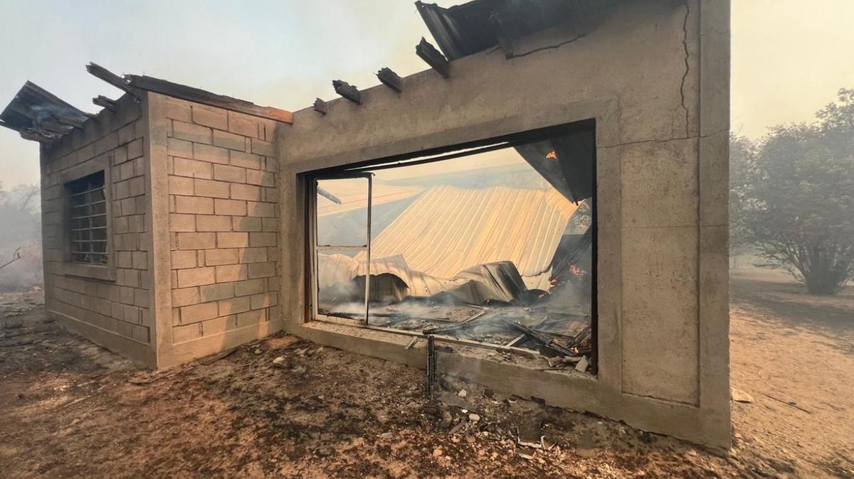 FOTO: Uthgra realiza un registro de damnificados por los incendios