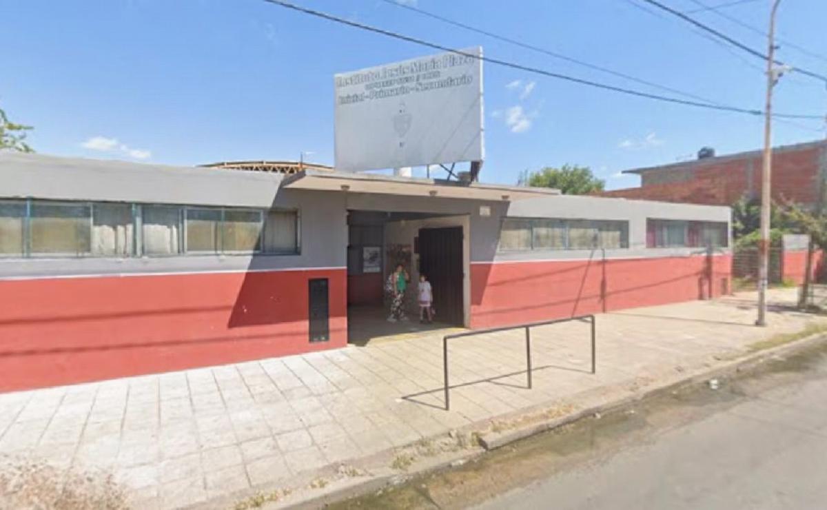 Un alumno de 15 años llevó un arma al colegio en La Matanza.