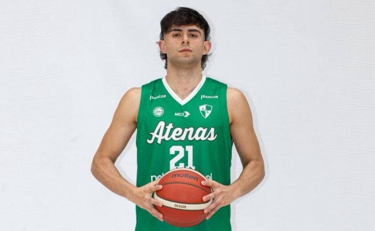 Tranquilidad en Atenas: Misetich evoluciona bien tras su desmayo en Chivilcoy.