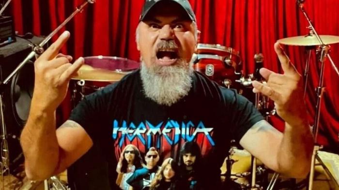 El legado del "Pato" Strunz en la historia del metal argentino junto a bandas legendarias