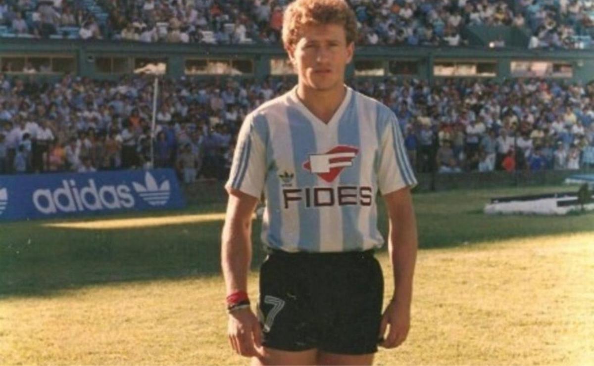 Jorge Acuña, ex jugador de Racing. (Foto: gentileza Olé)
