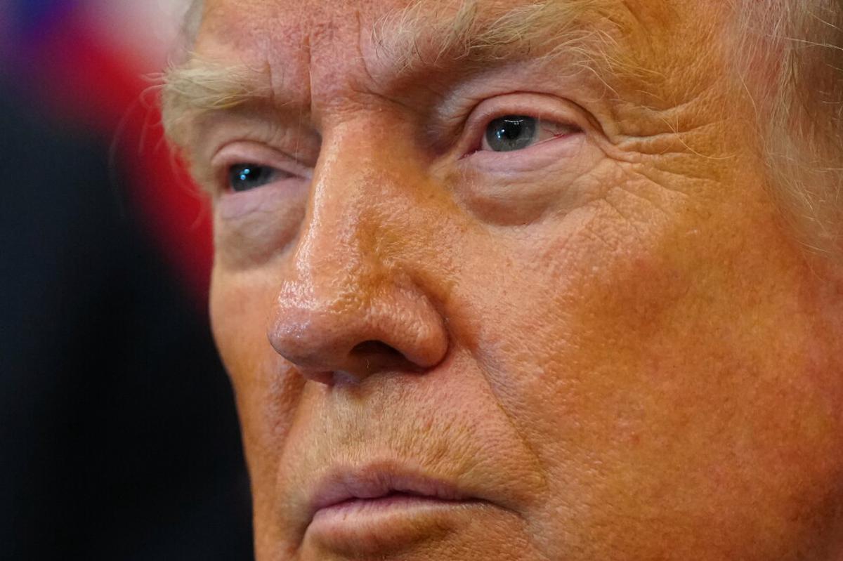 EEUU emite moneda de un dólar con la cara de Trump