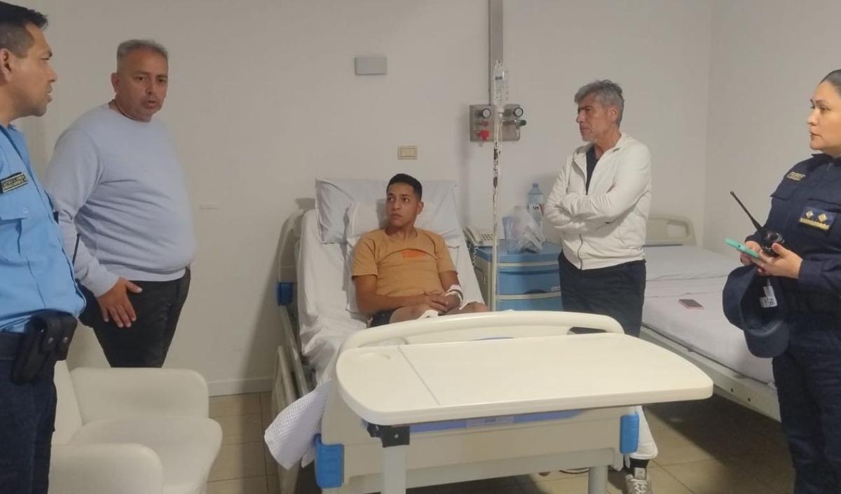 FOTO: El cabo Leandro Ávila, de 26 años, fue visitado por Juan Pablo Quinteros.