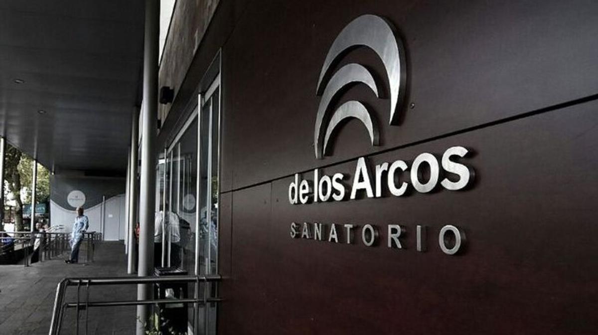 Allanamientos en Sanatorio y Swiss Medical por historia clínica de Maradona