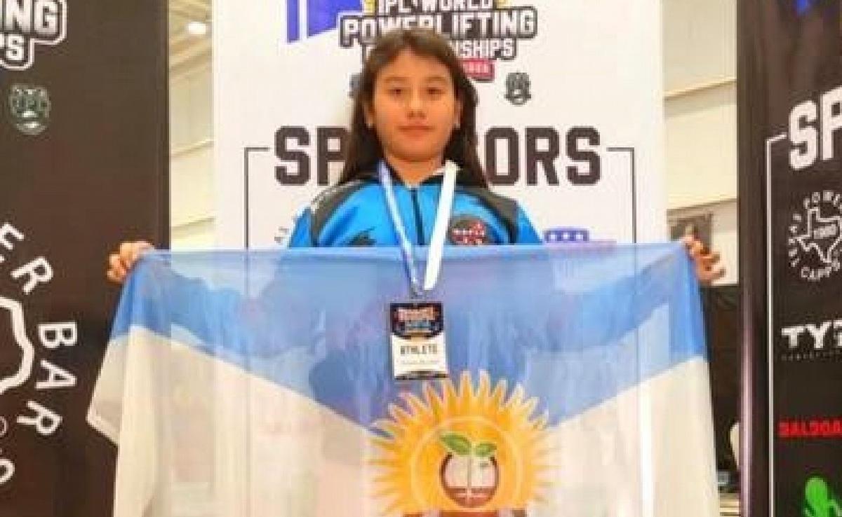 Victoria Toconas, campeona mundial de powerlifting.