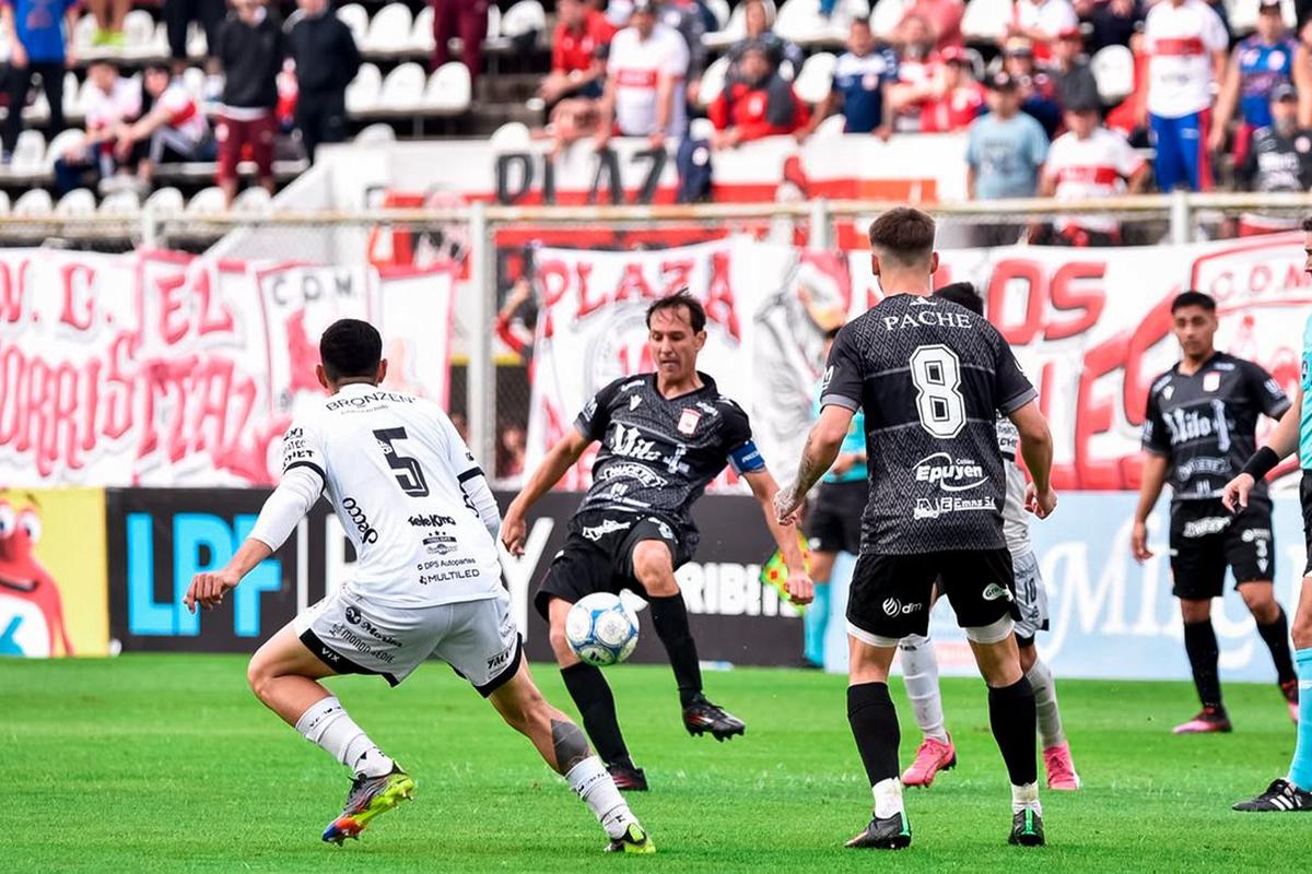 Morón volvió a ganar y quedó a tres puntos de Ferro (Puntero) a falta de cuatro fechas en la Primera Nacional
