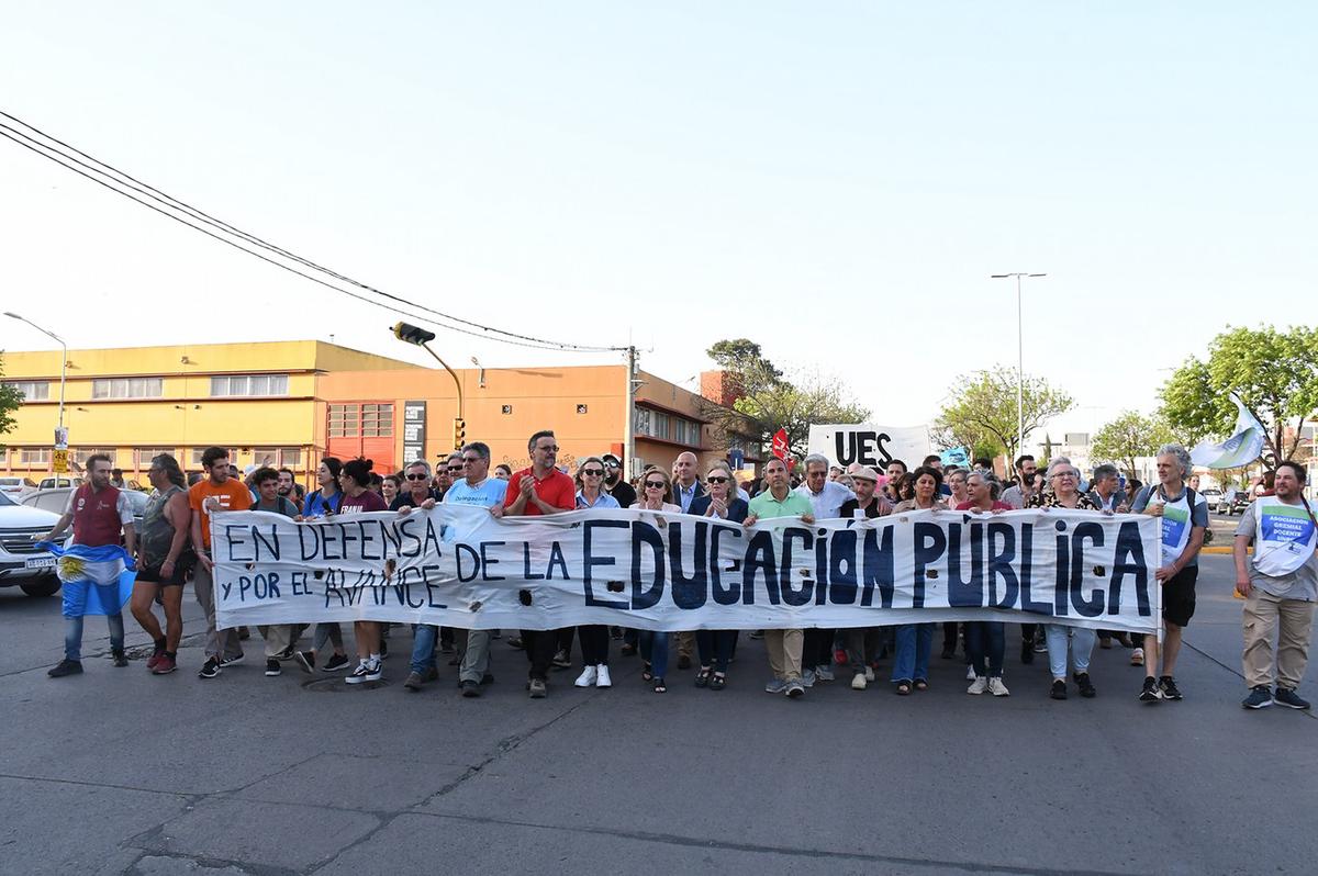 Universidades en acción por la educación pública