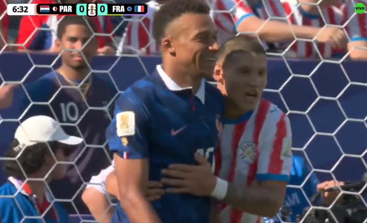 Mbappé y Cáceres, de