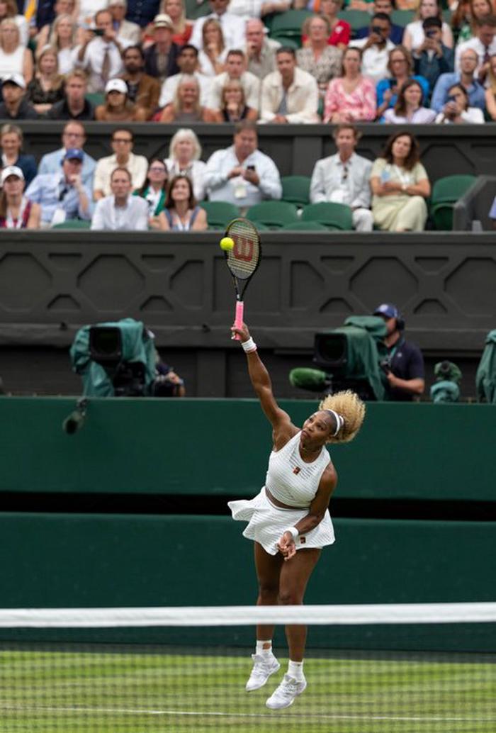 Serena Williams se despide de Wimbledon tras caer ante Maya Joint en primera ronda