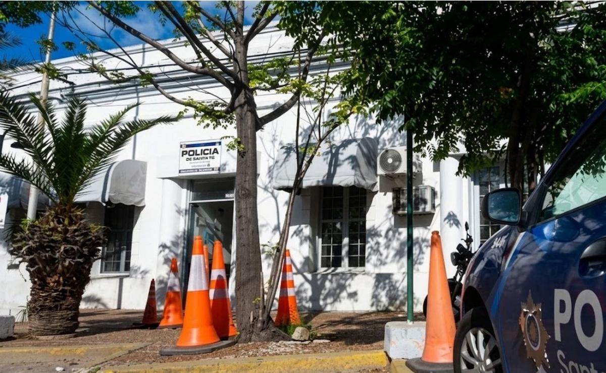 La víctima se encontraba detenida en la comisaría 8va.