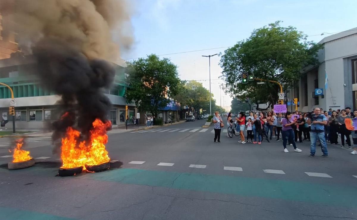 FOTO: Marcha en pedido de justicia y aparición de Sofía Delgado en San Lorenzo. 