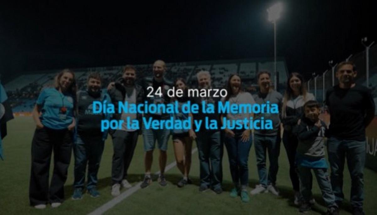 Con un emotivo video, 