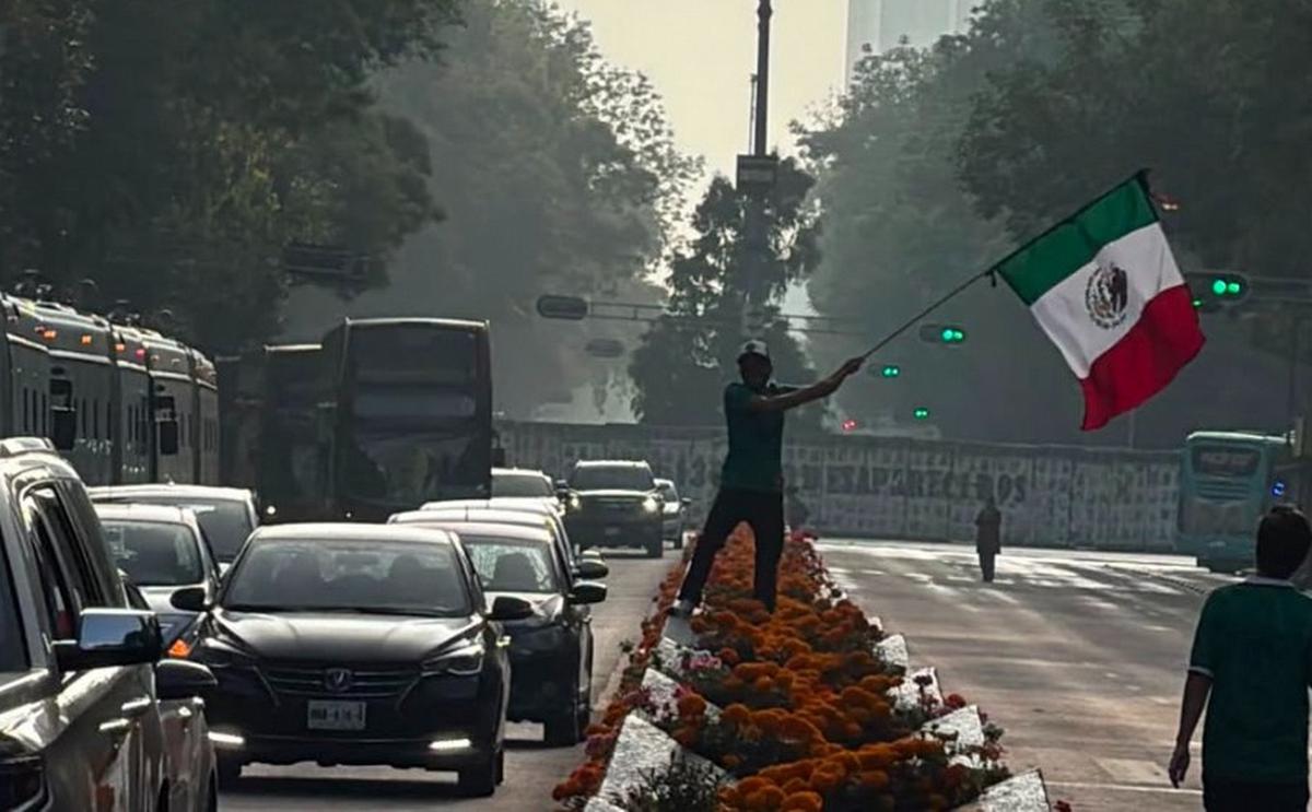 México espera el Mundial en un clima de expectativa y tensión.