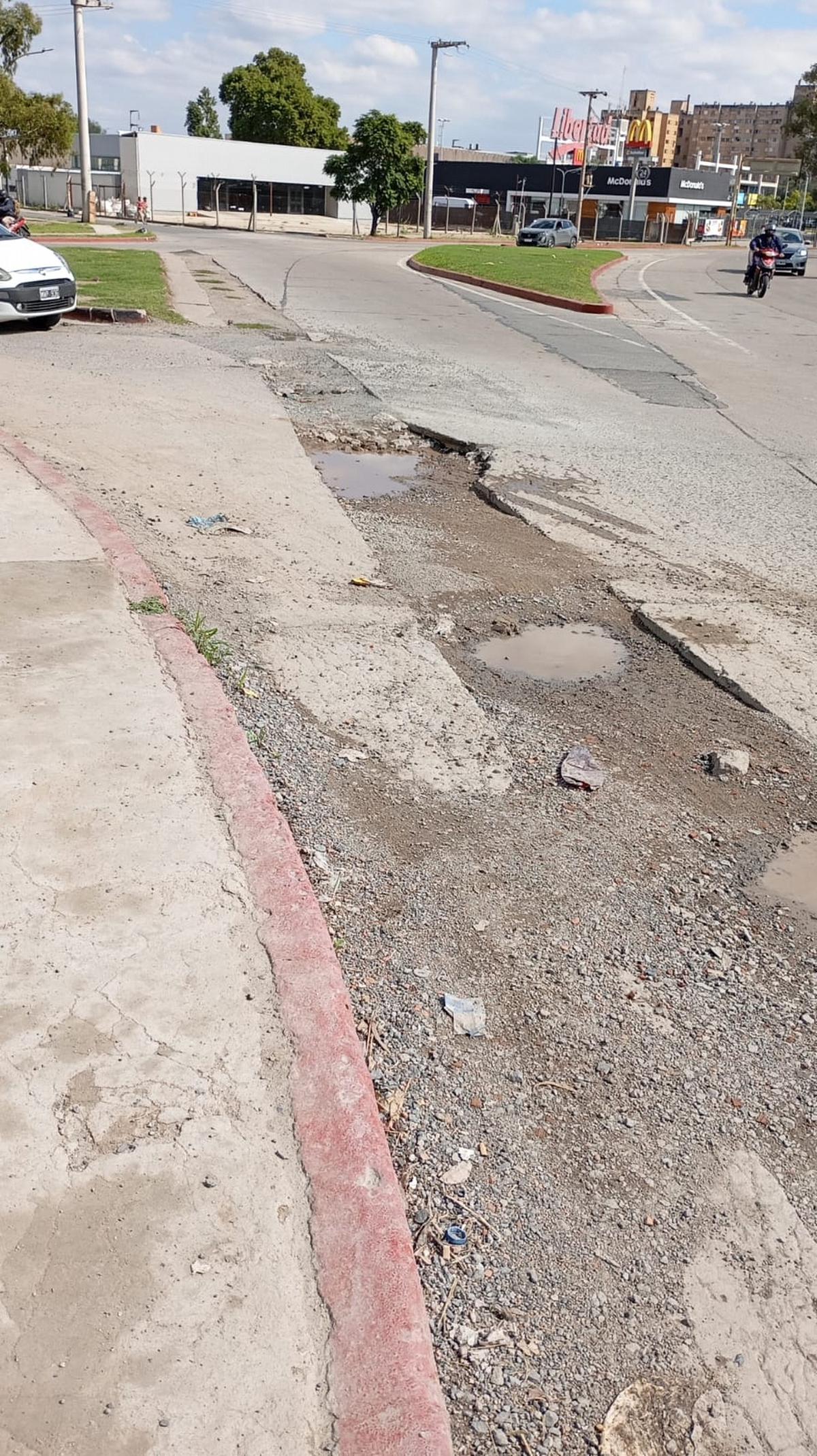 Los vecinos de barrio Ferroviario exigen soluciones