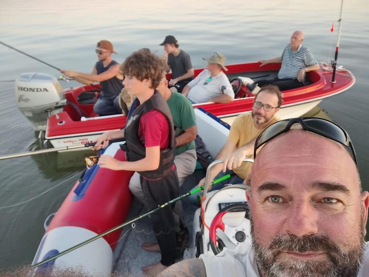 Desaparecen cinco pescadores en el Río de la Plata tras salida desde Buenos Aires