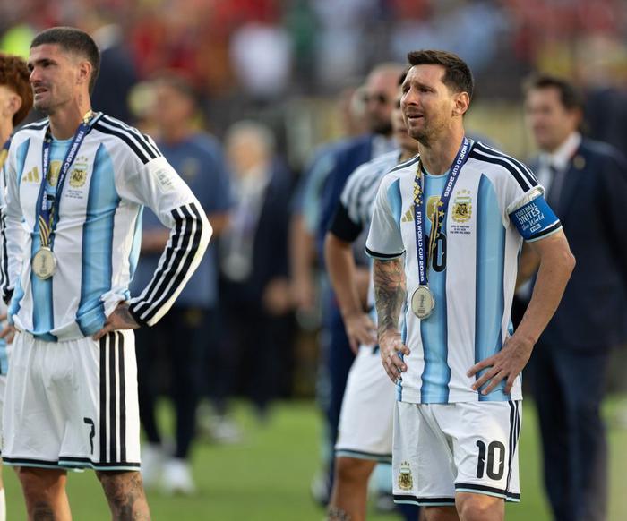 Antonela le dedicó un emotivo mensaje a Lionel Messi tras la derrota de Argentina en el Mundial