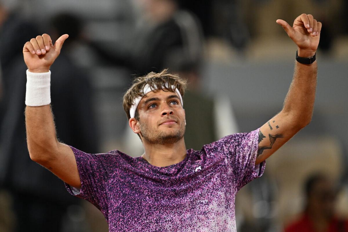 Flavio Cobolli asegura que un italiano estará en final de Roland Garros pese a derrota de Sinner