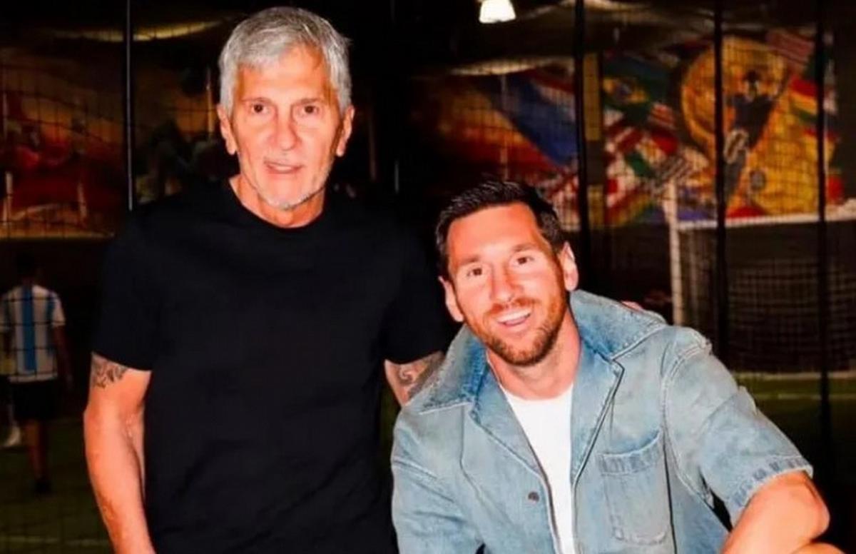 Lionel Messi junto a su papá, Jorge.