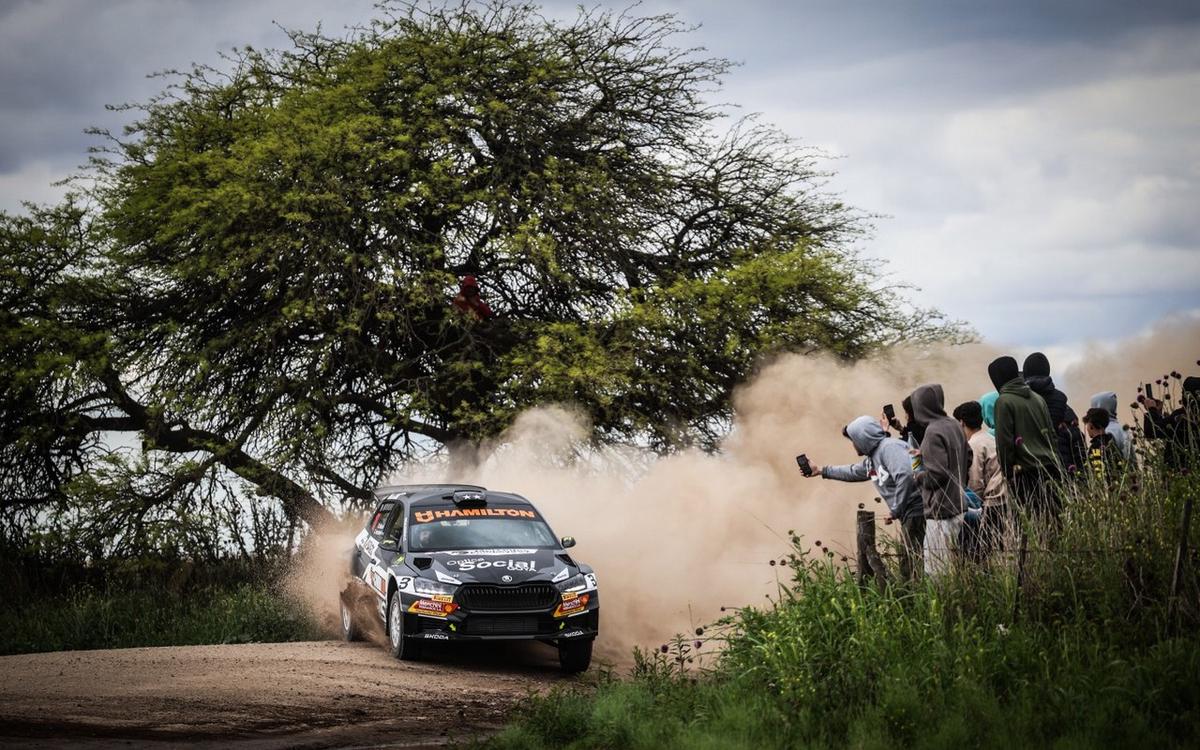Baldoni no afloja y el público disfruta el regreso del Rally Cordobés a la montaña