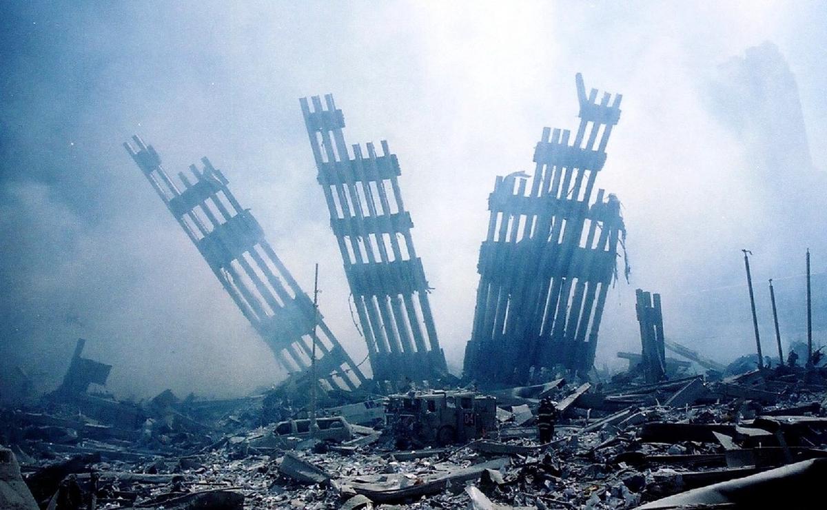 FOTO: Los restos del World Trade Center tras el derrumbe de las torres. (NA/Agencias)