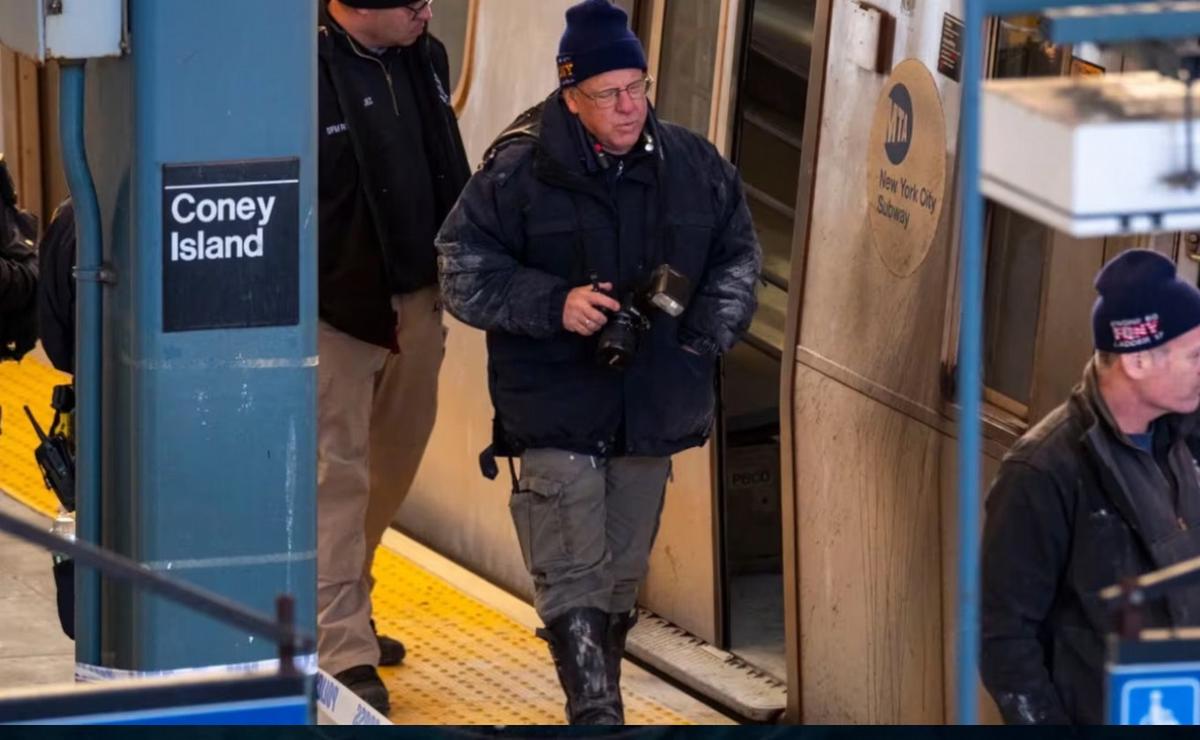 FOTO: Horror en el subte de Nueva York (Foto: Santiago Dakota para The New York Times).