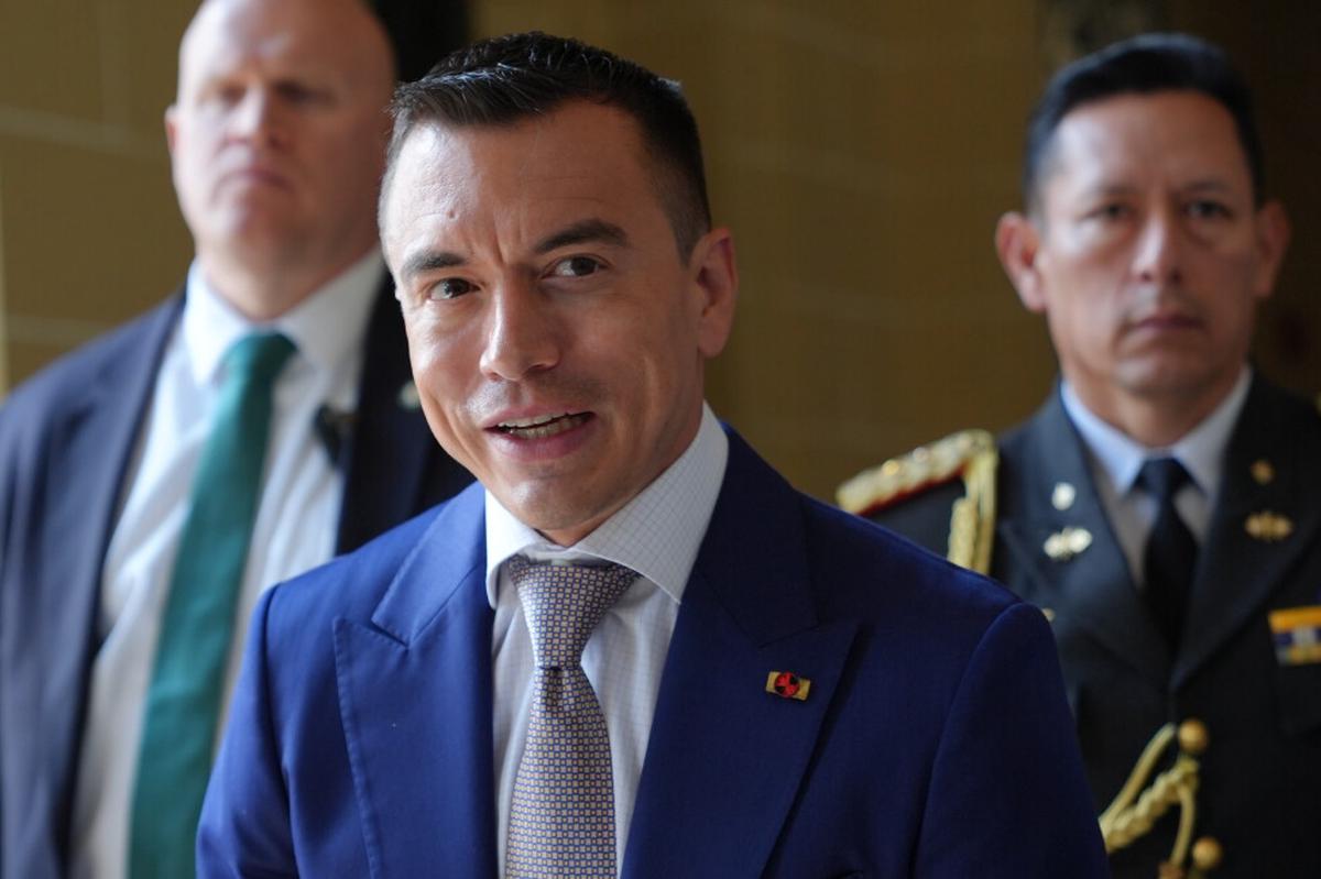 Noboa destaca avances en seguridad y economía en su informe presidencial en Ecuador