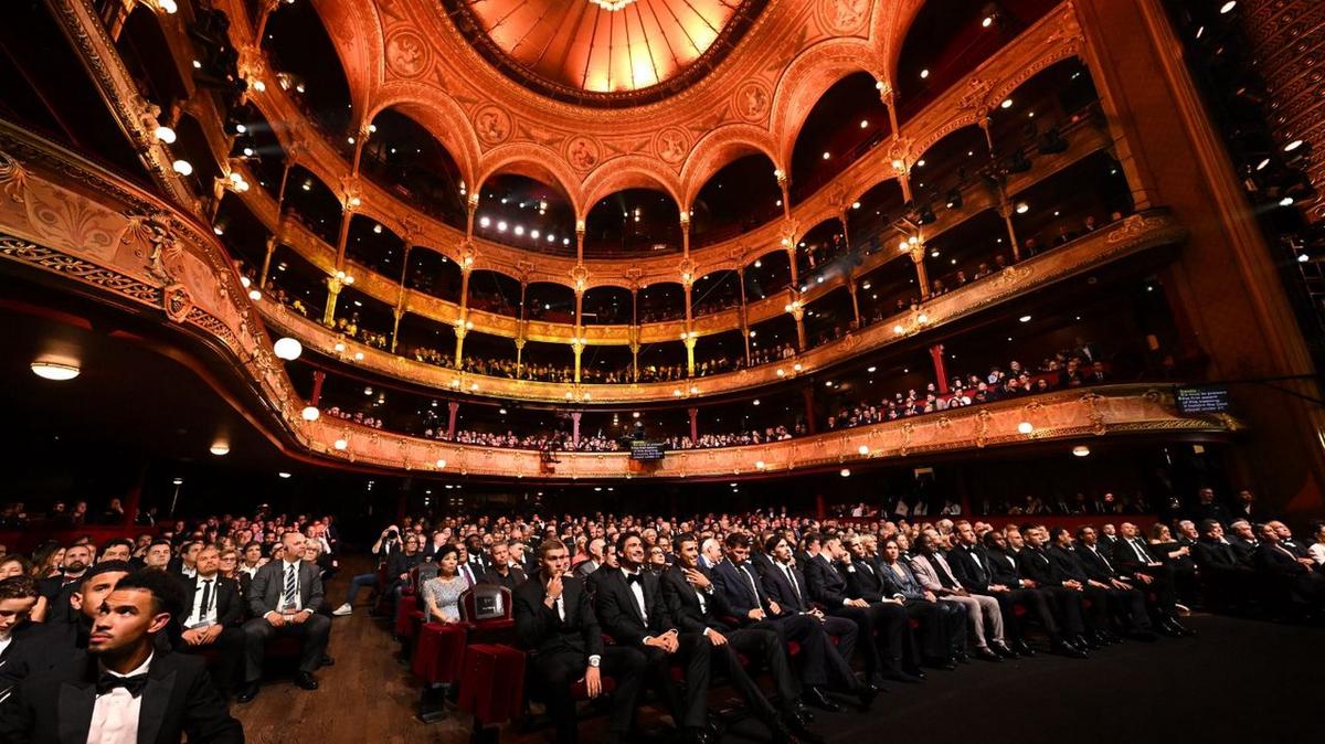 FOTO: La gala del Balón de Oro en París. (Foto:@ballondor)