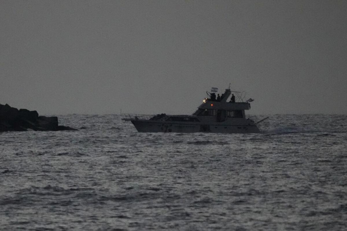 Israel comienza a deportar a cientos de activistas de la flotilla