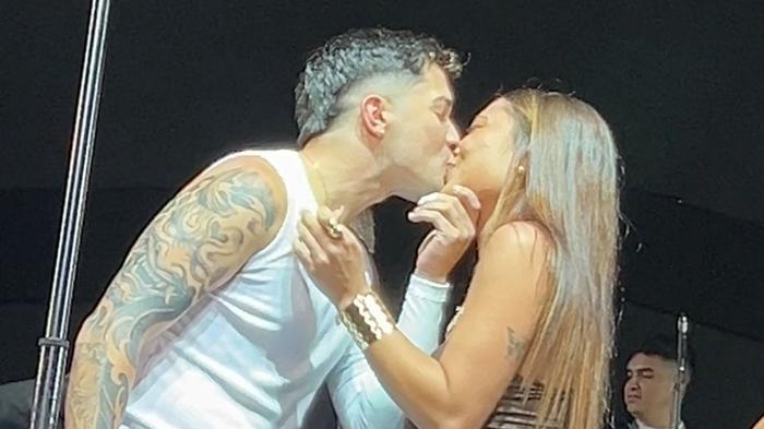El momento romántico de Valentina y Simón en Villa María