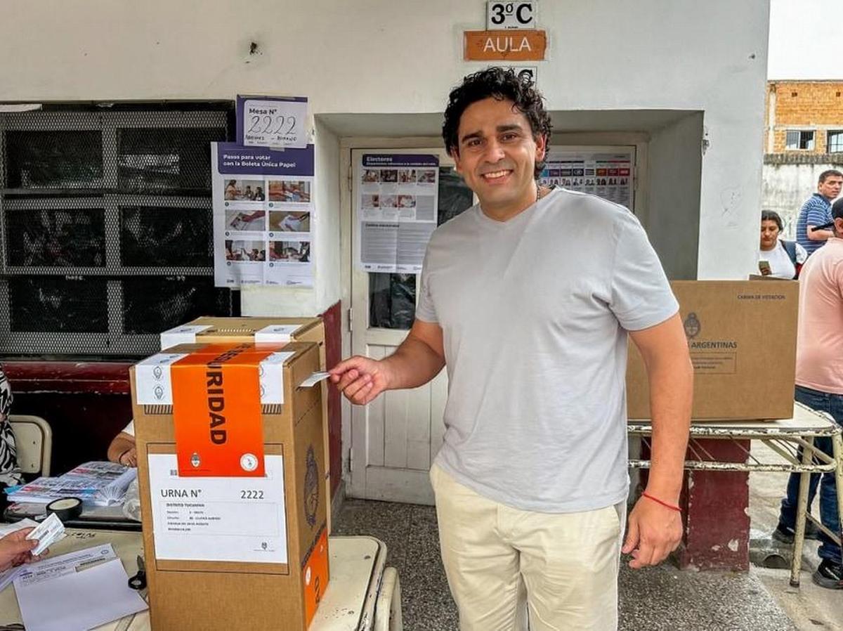 Bruno Romano asume como intendente de Juan Bautista Alberdi con 46% de los votos