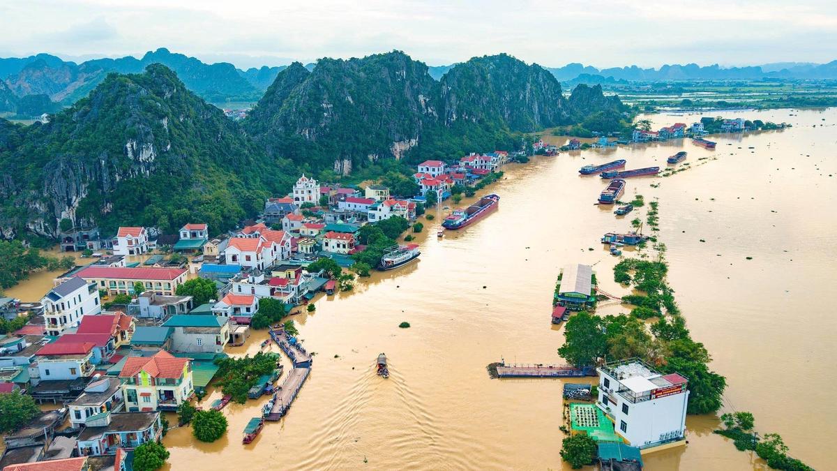 Al menos 4 muertos por inundaciones en Vietnam