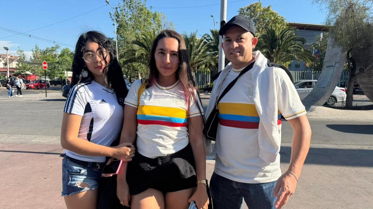 Todo el color de los hinchas en la previa de la semifinal.