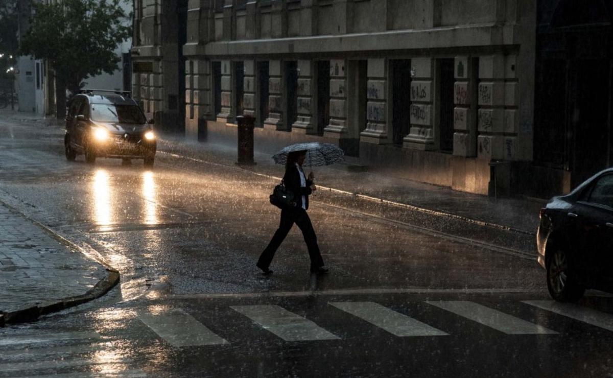 El Servicio Meteorológico Nacional anticipó fenómenos de fuerte intensidad para la región.