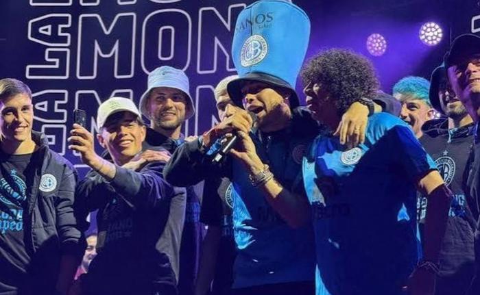La Mona bancó al Chino Zelarayán: “Uno de los mejores 10 de Argentina”