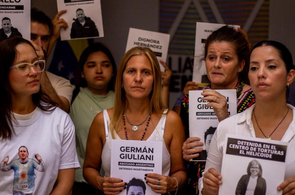 Familiares de presos argentinos en Venezuela. (Foto: Mauricio Conti/C3)