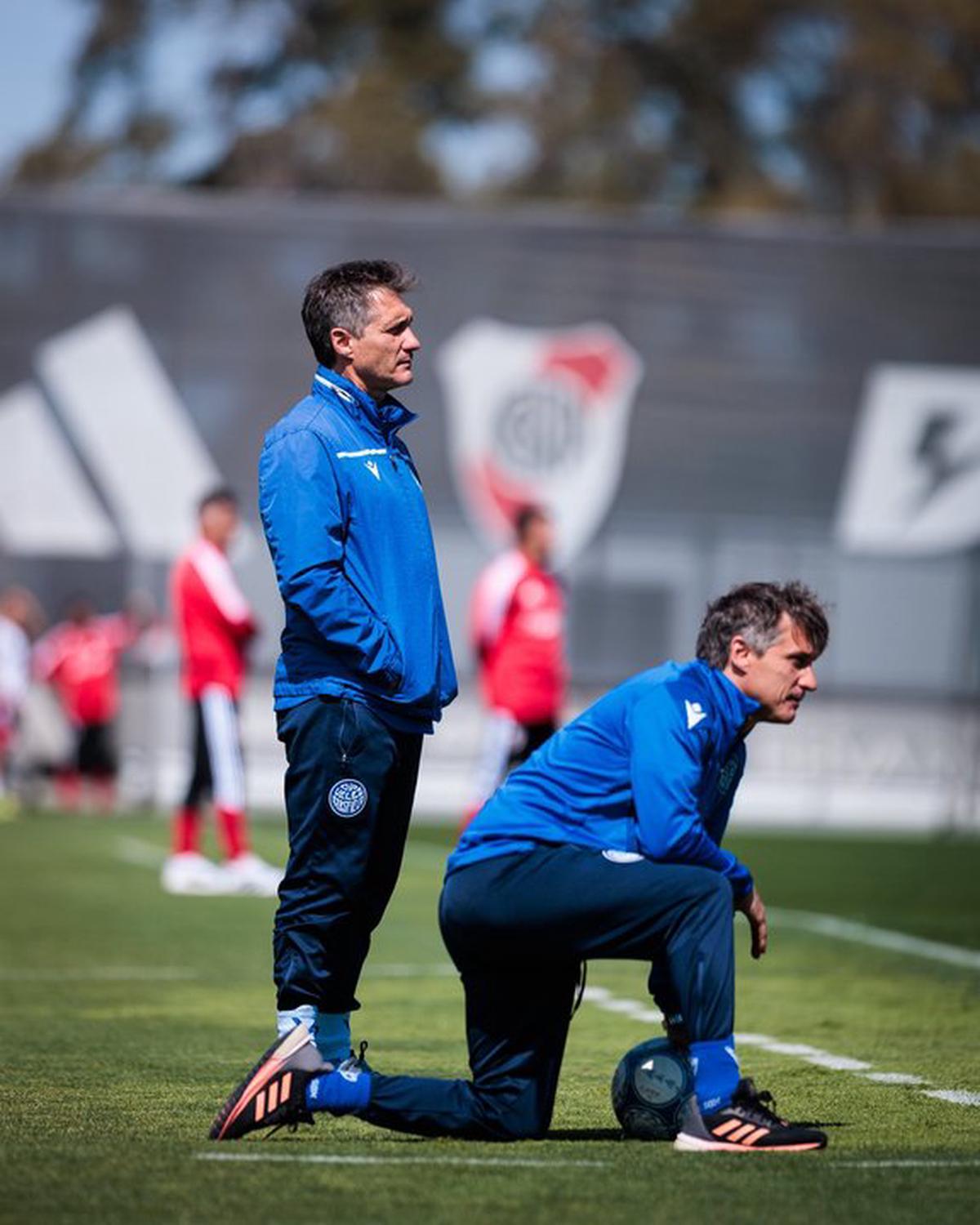 River se impuso 3 a 2 ante Vélez en Ezeiza.