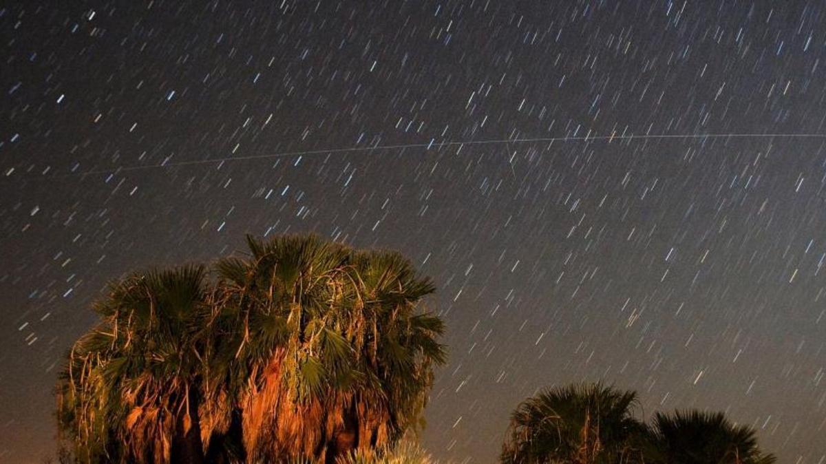 FOTO: El cielo de Estados Unidos, iluminado. (Foto:Mundo Deportivo)