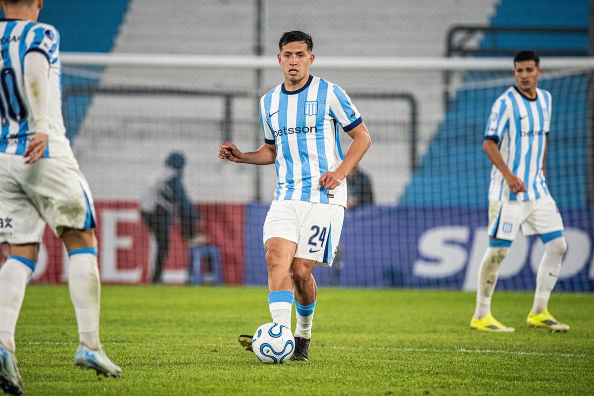Racing quiere postergar su partido en la Copa Argentina.