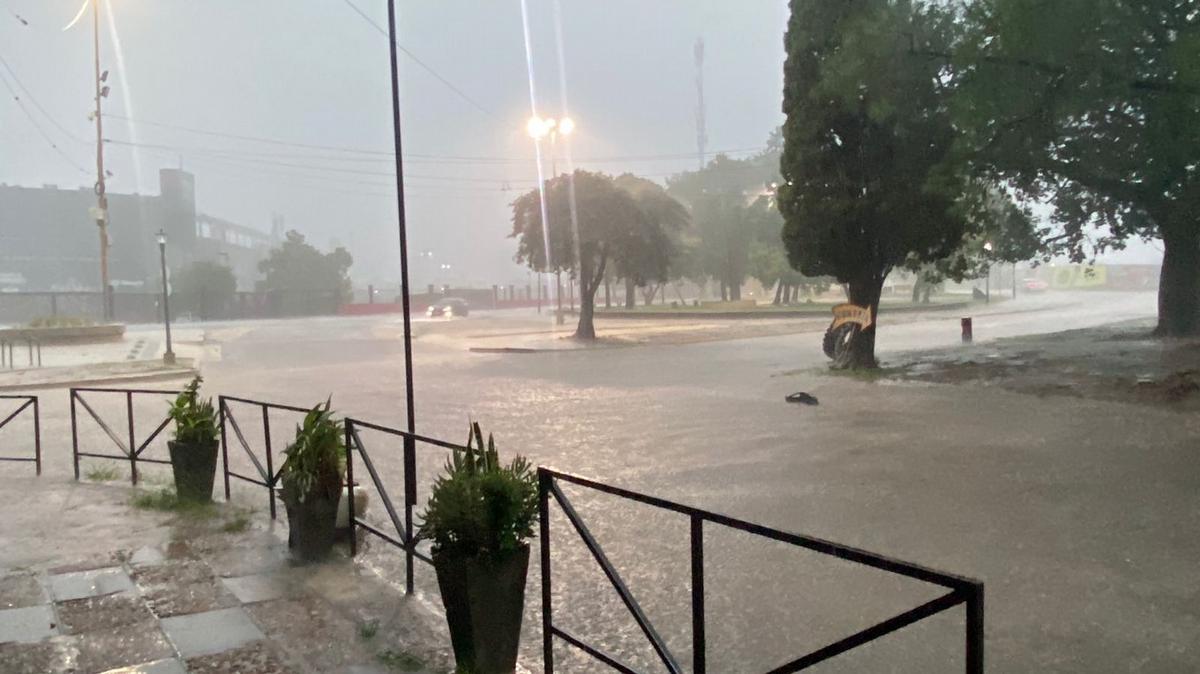 Santa Fe bajo agua: alerta por lluvia intensa