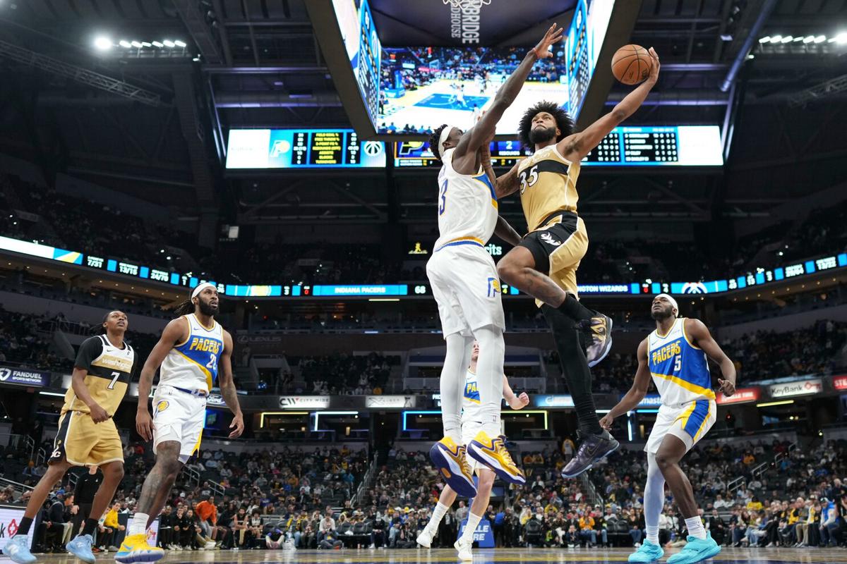 Doble-doble de Bagley ayuda a Wizards a romper racha negativa con victoria 108-89 sobre Pacers