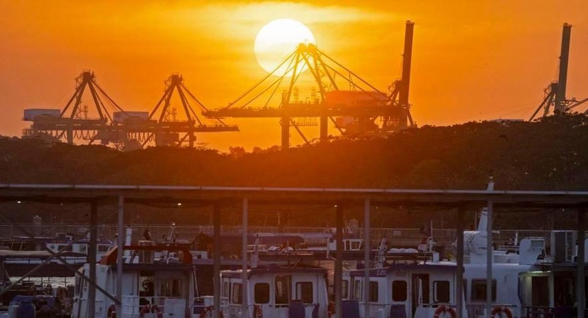 El estrecho de Ormuz, otra vez cerrado.