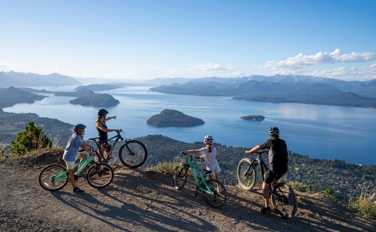 Río Negro promueve su turismo en Córdoba con diversas propuestas atractivas.