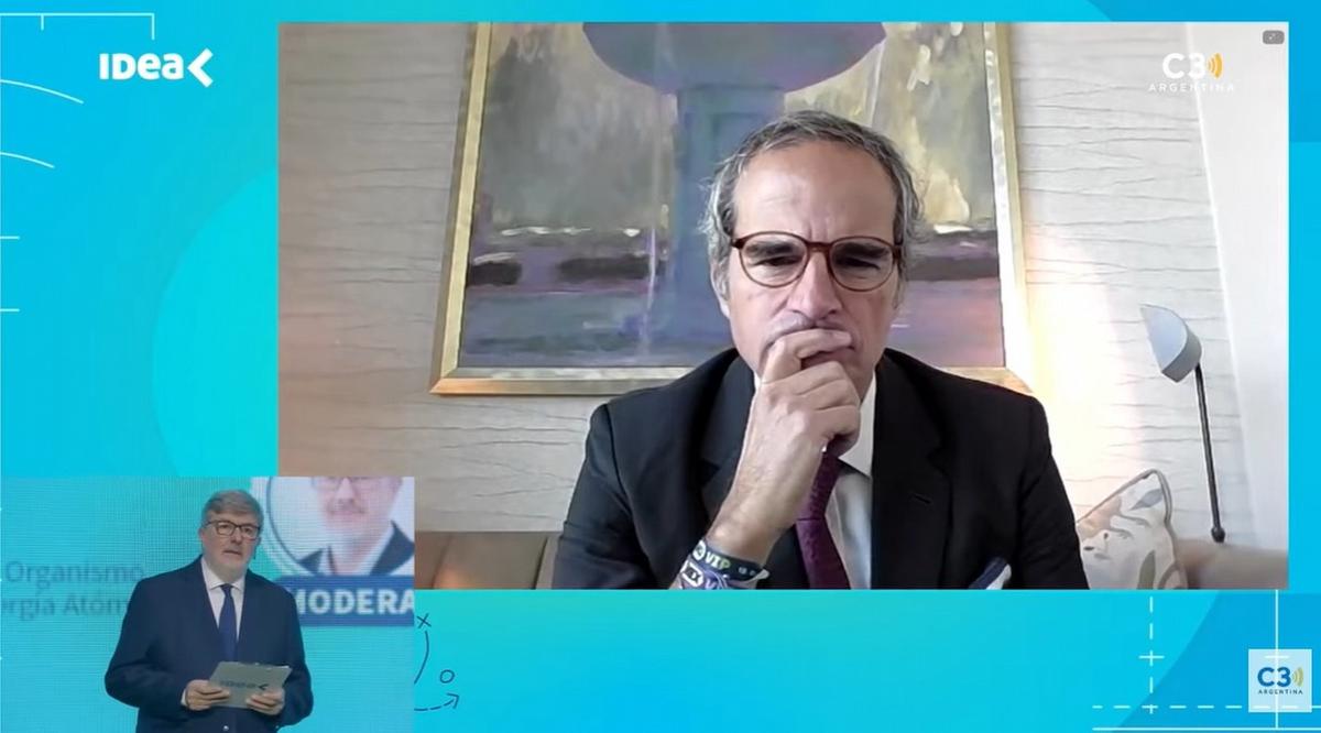 La conversación de Suppo con Grossi se dio por videollamada en el Coloquio de IDEA.