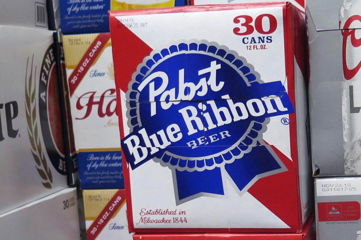 Pabst Blue Ribbon ofrece recompensa de 20.000 dólares por sus cargamentos de cerveza robados